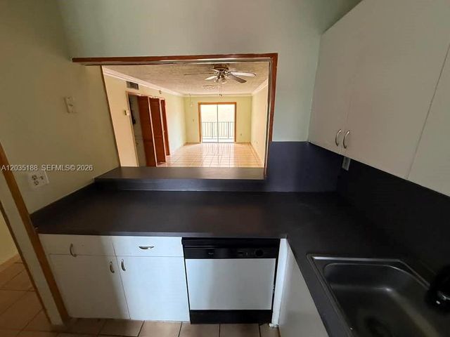 6055 W 19th Ave 305, Hialeah, FL 33012