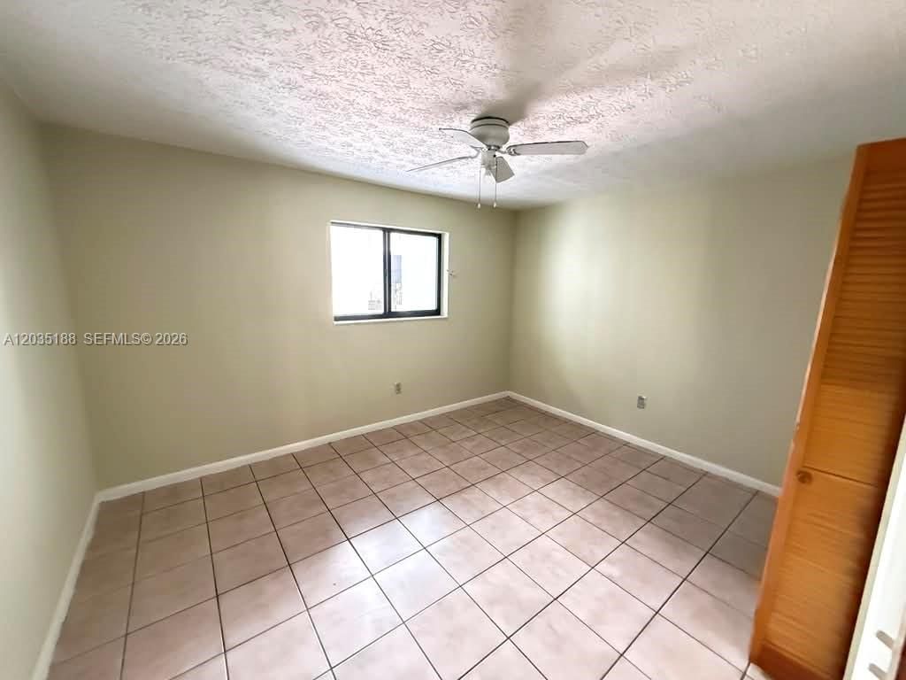 6055 W 19th Ave 305, Hialeah, FL 33012