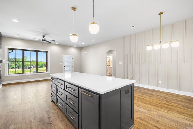 744 Grand Valley Loop, Austin, AR 72007