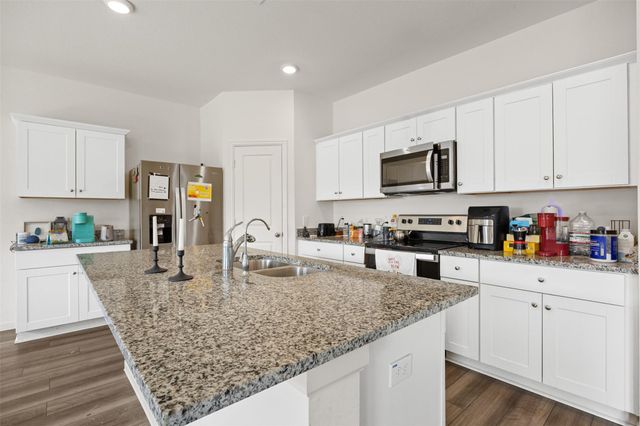 7826 Pink Dahlia Drive, Houston, TX 77016