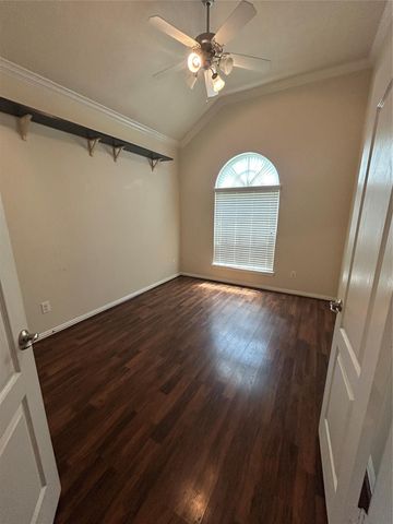 2217 Pine Creek Court, Conroe, TX 77301