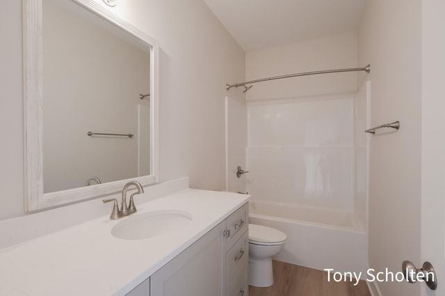 6315 Blendon Woods Drive 43, Hudsonville, MI 49426