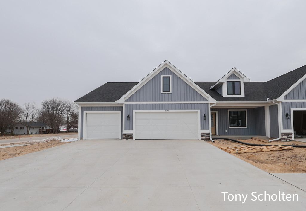 6315 Blendon Woods Drive 43, Hudsonville, MI 49426