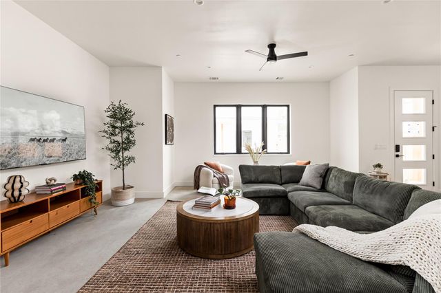 4416 S 1st ST 2, Austin, TX 78745