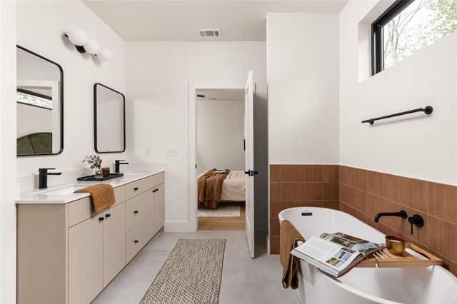 4416 S 1st ST 2, Austin, TX 78745