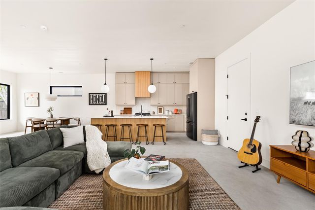 4416 S 1st ST 2, Austin, TX 78745