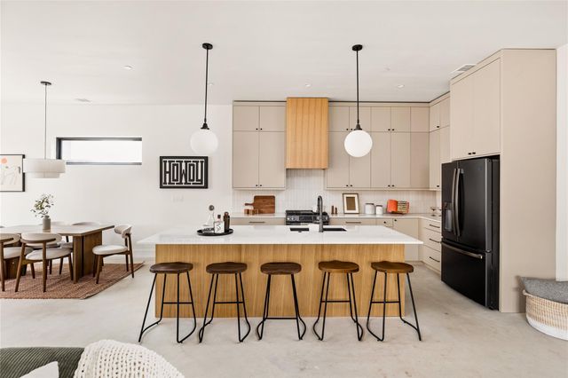 4416 S 1st ST 2, Austin, TX 78745