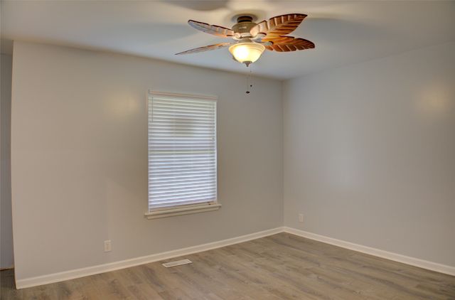 7363 E Ridgeview Way, Claremore, OK 74019