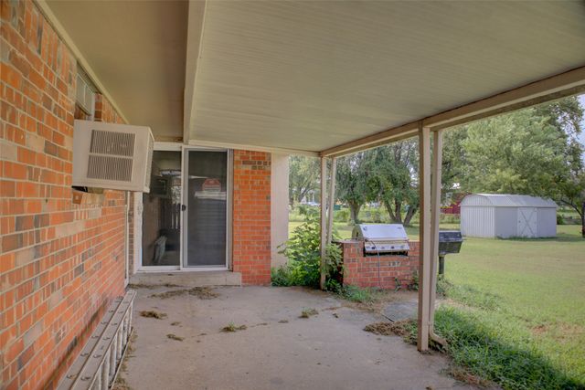 7363 E Ridgeview Way, Claremore, OK 74019
