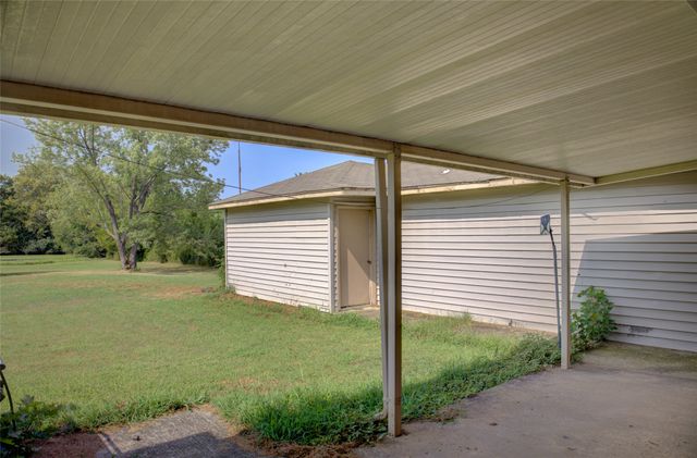 7363 E Ridgeview Way, Claremore, OK 74019