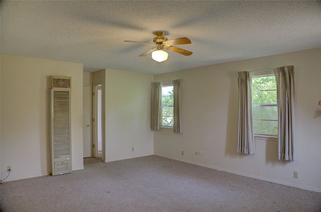 7363 E Ridgeview Way, Claremore, OK 74019
