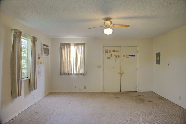 7363 E Ridgeview Way, Claremore, OK 74019