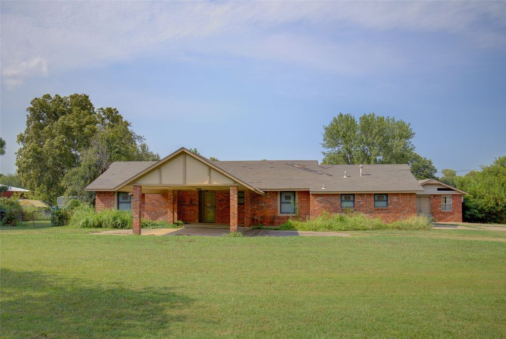 7363 E Ridgeview Way, Claremore, OK 74019