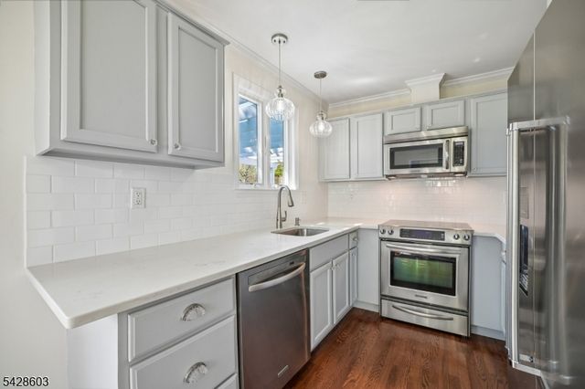 61 Wayne Blvd, Madison Boro, NJ 07940