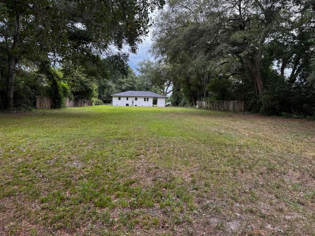 618 Boone Hill Road, Summerville, SC 29483