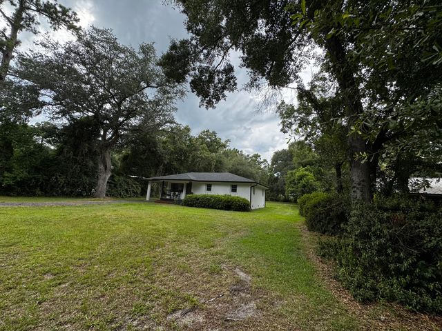 618 Boone Hill Road, Summerville, SC 29483