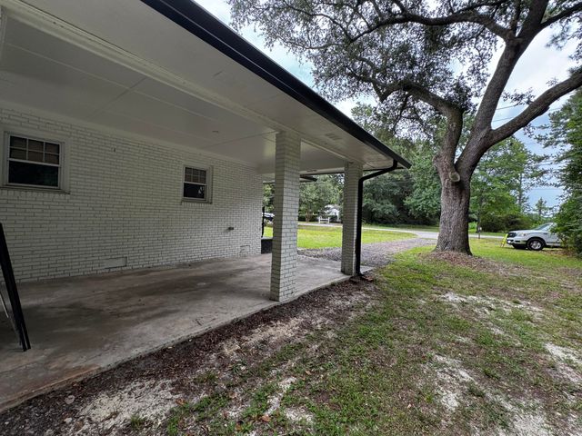 618 Boone Hill Road, Summerville, SC 29483