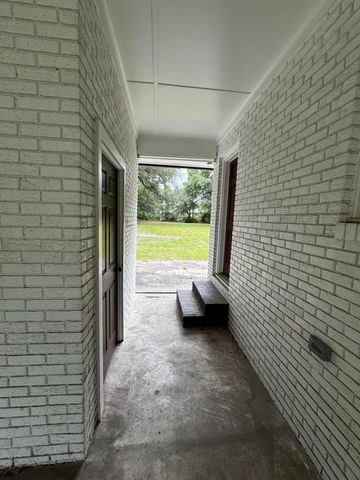 618 Boone Hill Road, Summerville, SC 29483