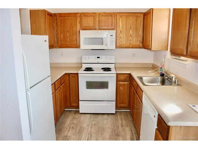 3003 Rose Hill St, Strasburg, CO 80136