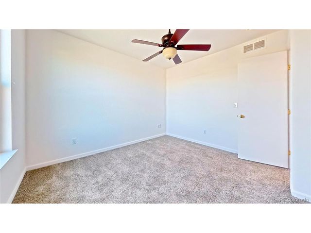 3003 Rose Hill St, Strasburg, CO 80136