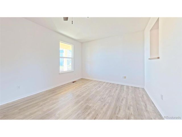 3003 Rose Hill St, Strasburg, CO 80136