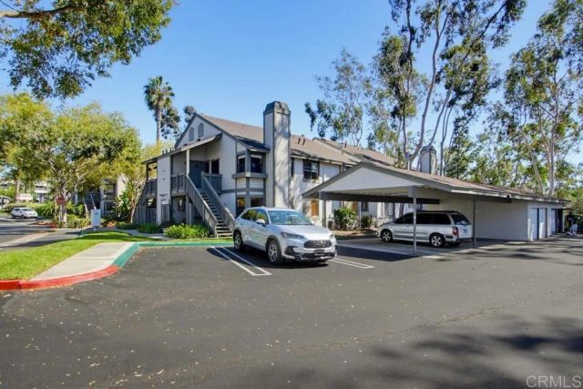 1953 Wellington Lane 7, Vista, CA 92081