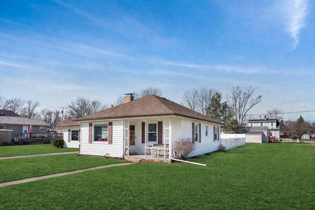 3003 Wrobel Avenue, Michigan City, IN 46360