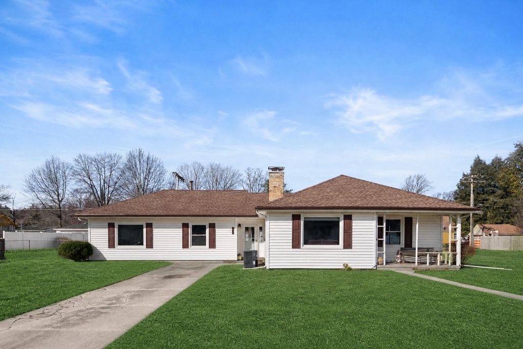 3003 Wrobel Avenue, Michigan City, IN 46360