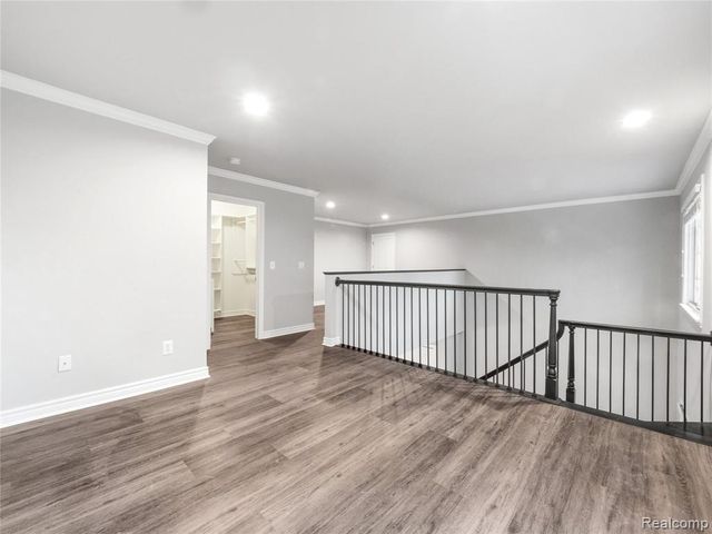 662 Purdy Street 217, Birmingham, MI 48009