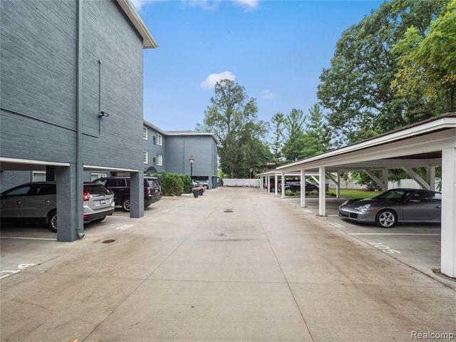 662 Purdy Street 217, Birmingham, MI 48009