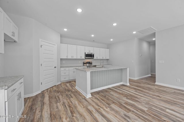 2606 Fountaintown Road, Chinquapin, NC 28521