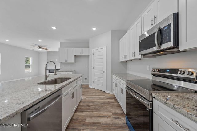 2606 Fountaintown Road, Chinquapin, NC 28521