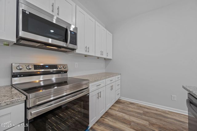 2606 Fountaintown Road, Chinquapin, NC 28521