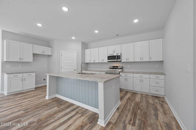 2606 Fountaintown Road, Chinquapin, NC 28521