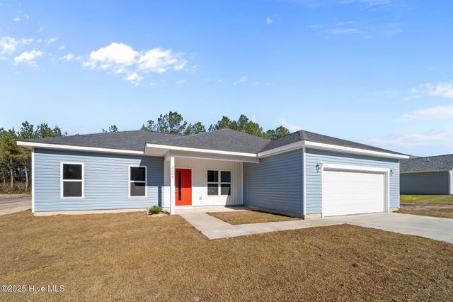 2606 Fountaintown Road, Chinquapin, NC 28521