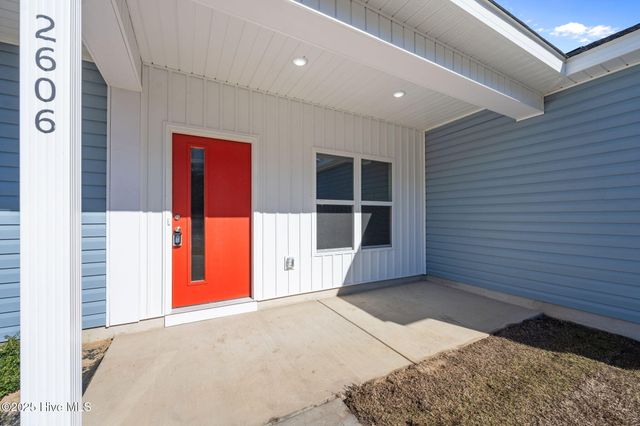 2606 Fountaintown Road, Chinquapin, NC 28521