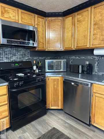 407 Wyldwood Lane, Pocatello, ID 83201