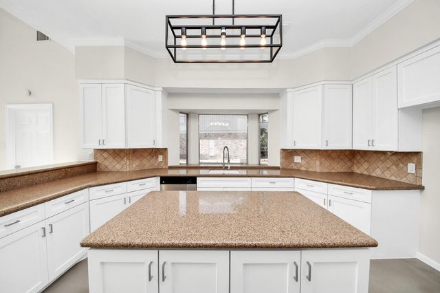 2807 Cedarville Drive, Kingwood, TX 77345