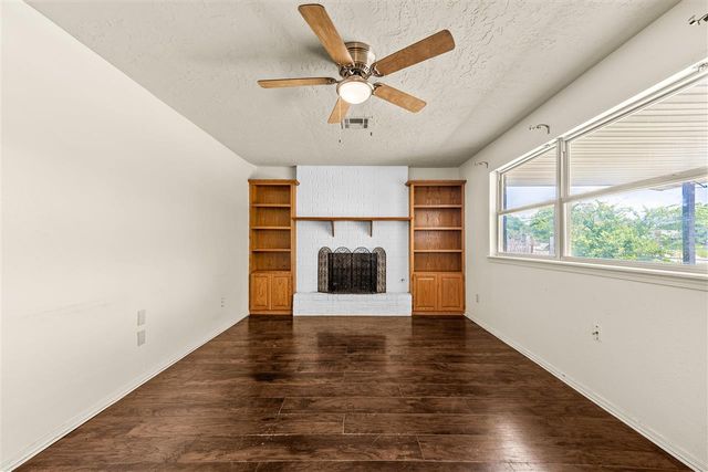 1833 NW Crosby Park Cir, Lawton, OK 73538