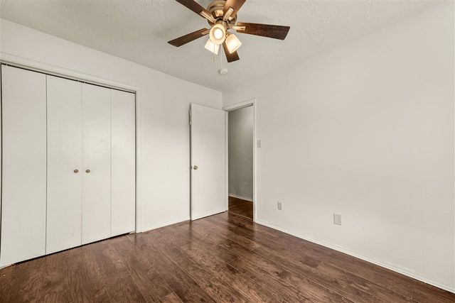 1833 NW Crosby Park Cir, Lawton, OK 73538