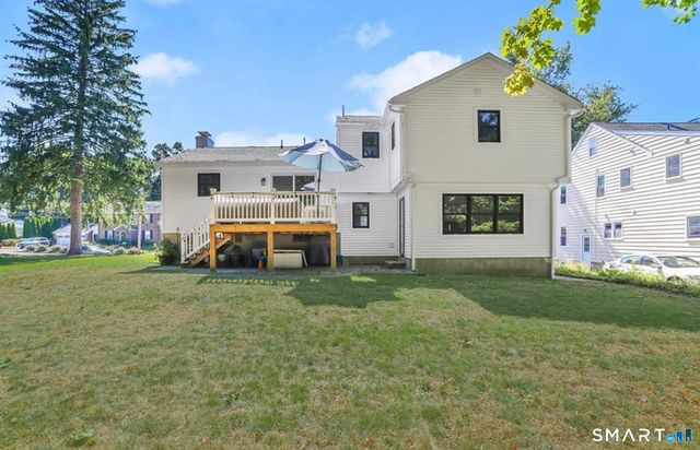 118 Brooklawn Terrace, Fairfield, CT 06825