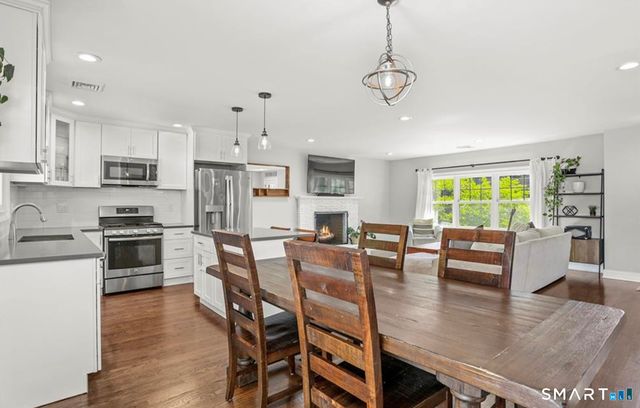 118 Brooklawn Terrace, Fairfield, CT 06825
