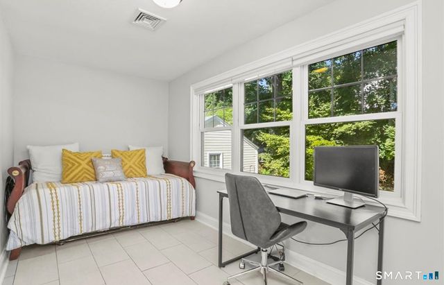 118 Brooklawn Terrace, Fairfield, CT 06825