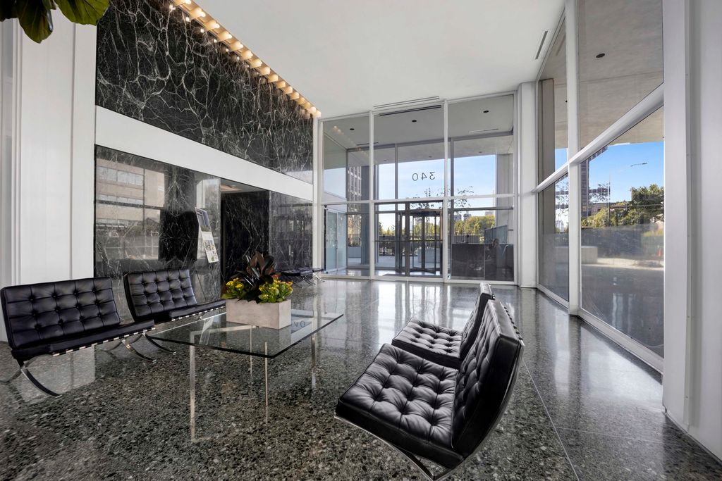 340 W Diversey Parkway 918, Chicago, IL 60657 — photo 2