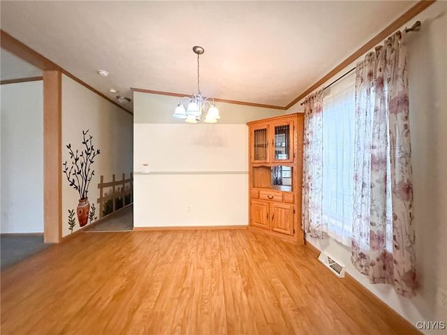 355 Aspen Drive, Utica, NY 13502