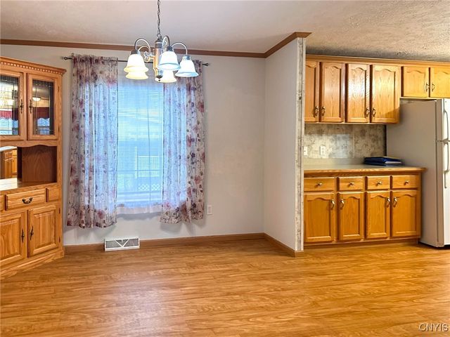 355 Aspen Drive, Utica, NY 13502