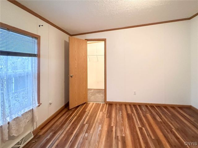 355 Aspen Drive, Utica, NY 13502