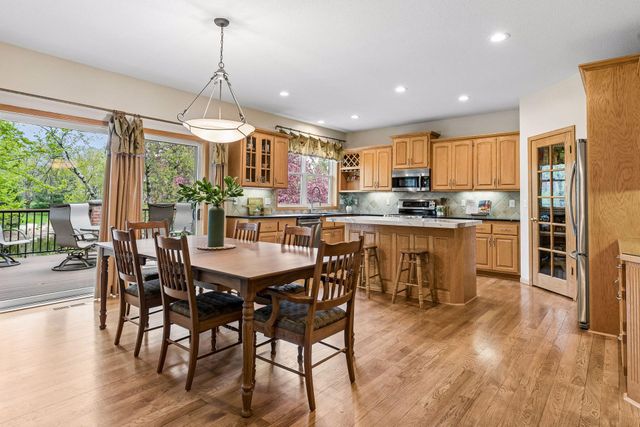 8167 Enclave Road, Woodbury, MN 55125