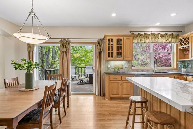 8167 Enclave Road, Woodbury, MN 55125