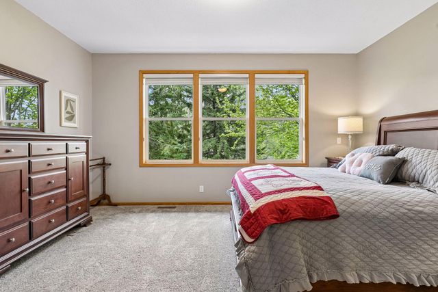 8167 Enclave Road, Woodbury, MN 55125